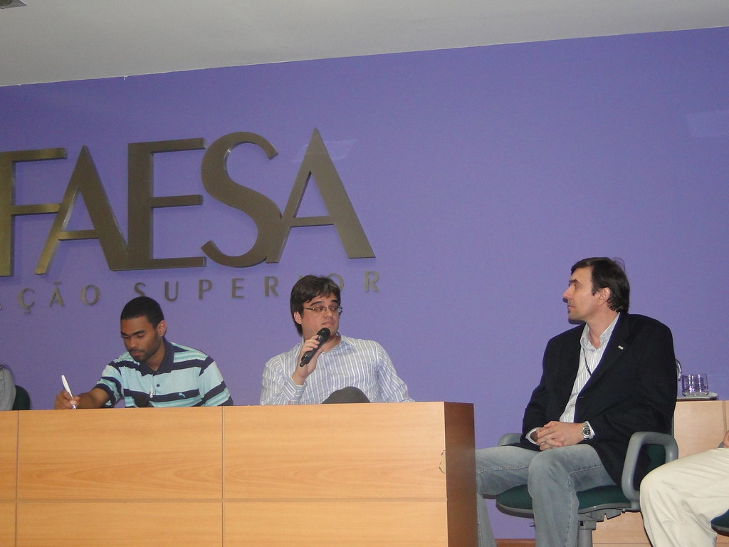 8125674885_49da9267dd_b